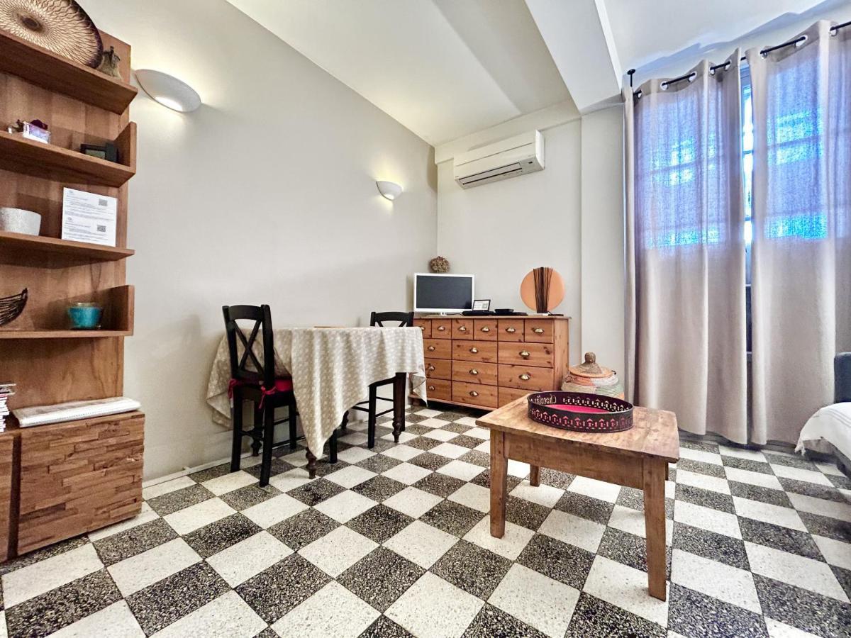 Aparthotel Riviera - Balcon Des Etats Unis - Old Town Promenade Des Anglais Ницца Экстерьер фото